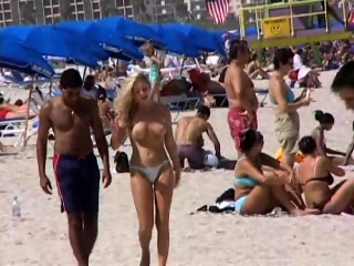 Amature Beach Sex - Amateur Couple Enjoys Exhibitionist Public Beach Sex at Nuvid